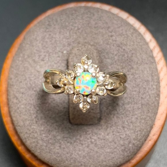 Jewelry - Vintage Sterling Silver 925 Round Opal & CZ Halo Design Ring Size 5.5